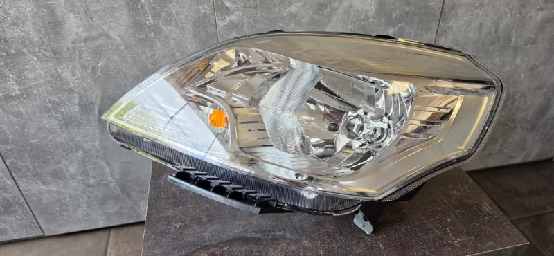 Levý přední světlomet Piaggio Porter NP6